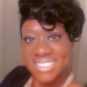 Meet your Posher, Elisha